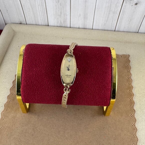 Vintage Swiss Wittnauer Gevene 10K Gold Filled Ladies Dress Watch - Picture 2 of 6